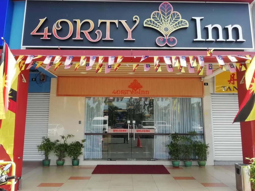 4Orty Inn Bintulu Exterior photo